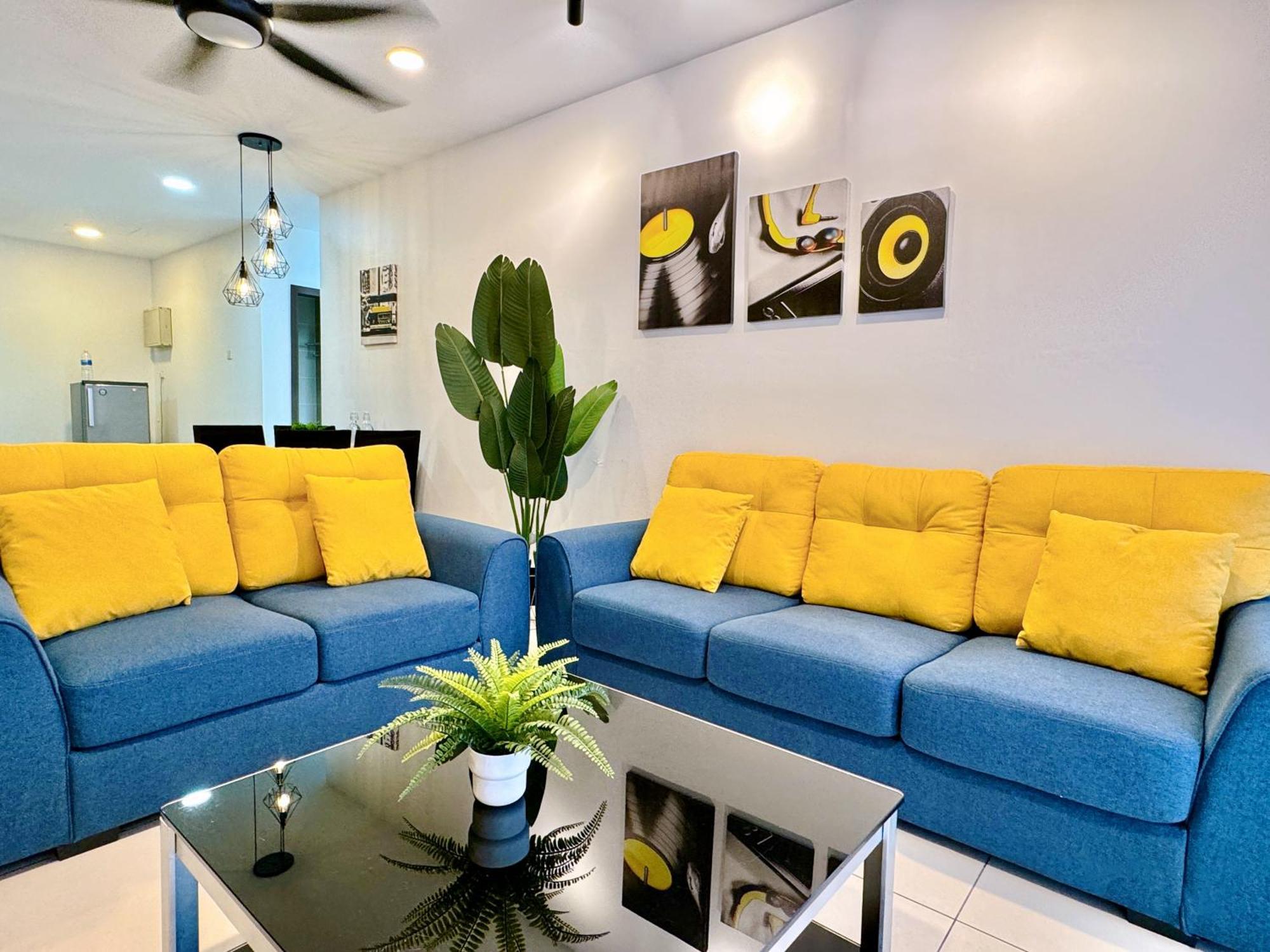 Ksl Mall 7-10pax 2b2b Netflix-smarttv 65inch Apartment *