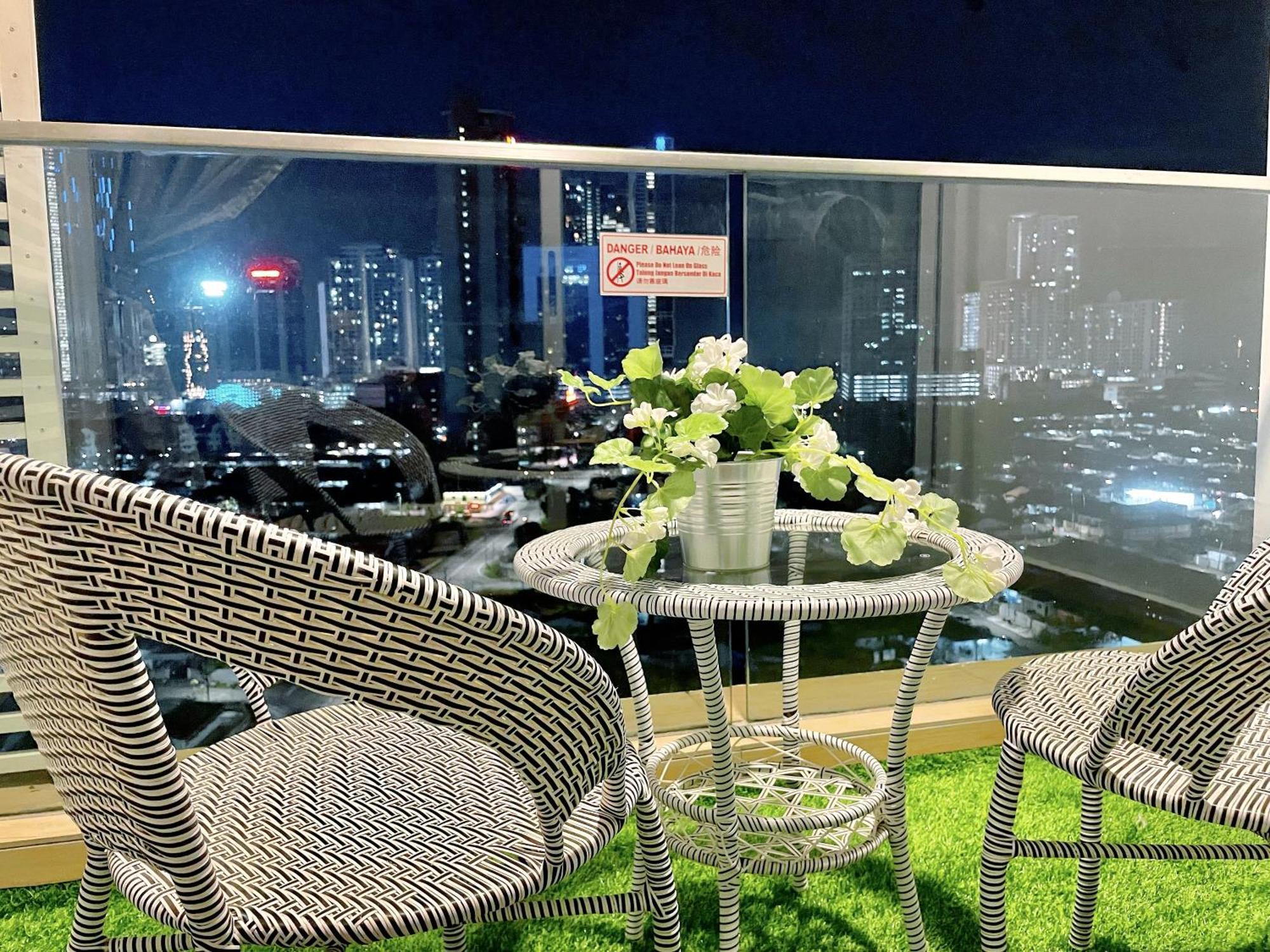 Ksl Mall 7-10pax 2b2b Netflix-smarttv 65inch Apartment *