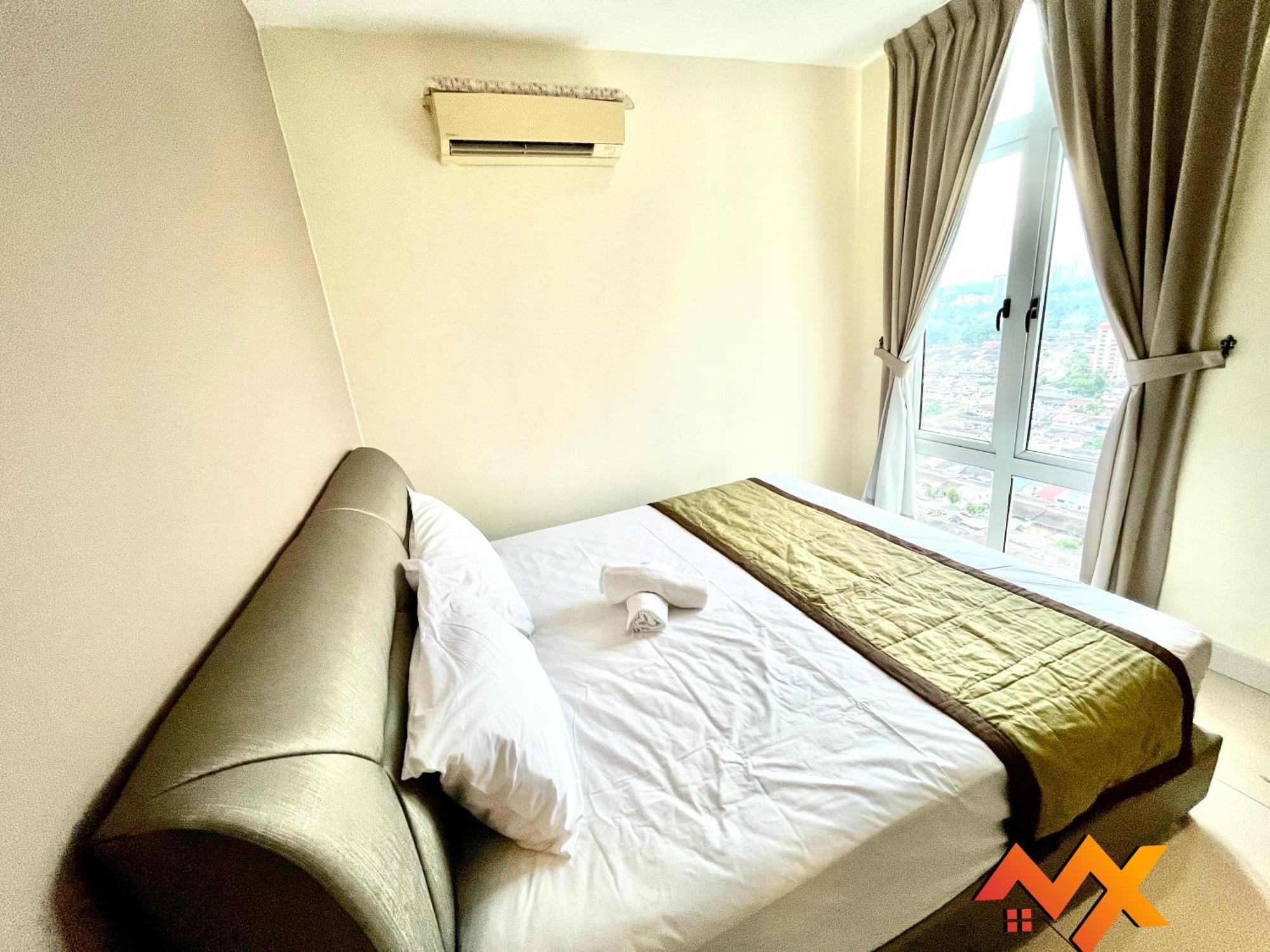 Ksl Mall 7-10pax 2b2b Netflix-smarttv 65inch * Johor Bahru